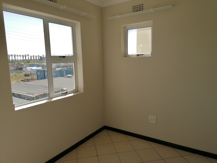 To Let 2 Bedroom Property for Rent in Buh Rein Estate Western Cape